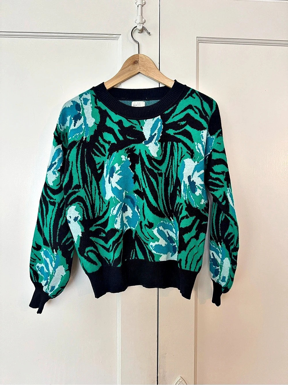 Dee Elly Abstract Floral Sweater Green Black Size XS